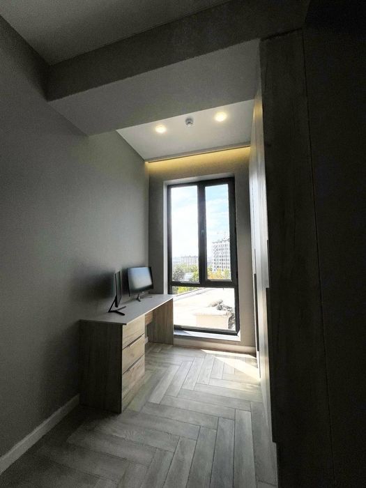 Сдаётся помещение в БЦ 40м2 и 70м2 Орн-Бузбазар Максимка (N261)