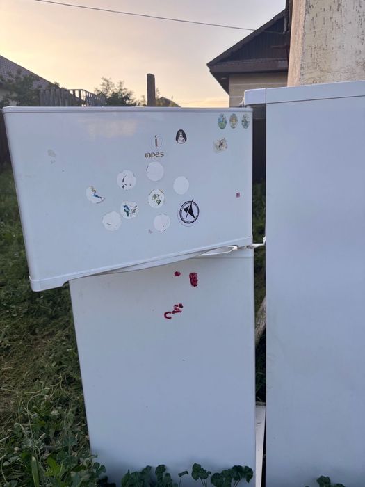 Холодильник Indesit