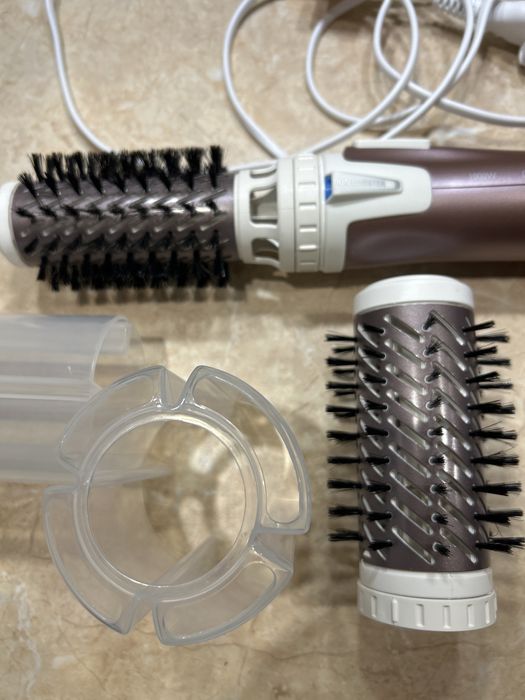 Продавам Електрическа четка за коса Rowenta Brush Activ Premium Care