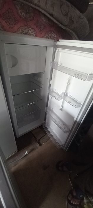 Срочно продаётся холодильник Артель