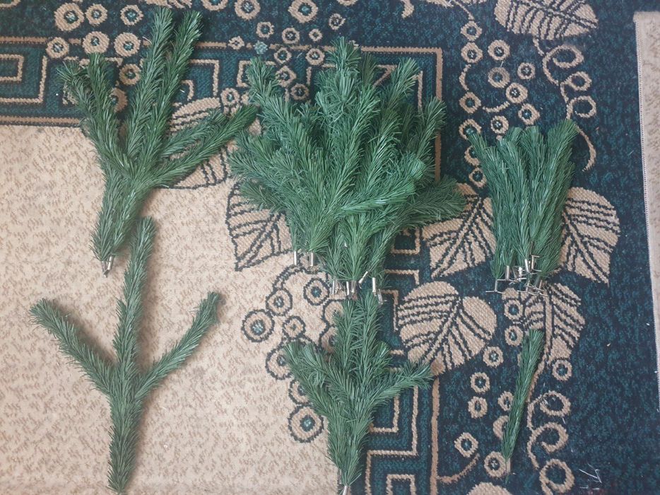 Ветки от ёлки, елка, ёлка, ветки для венков, поделок,  рукоделие,.