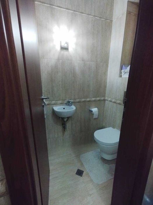 Продава се Тристаен апартамент в Пловдив, Каменица 2 - 109 кв.м за 2606 €/кв.м - Снимка #9