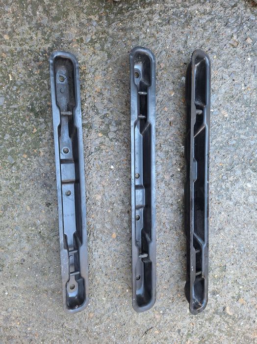 Стойки за седалки