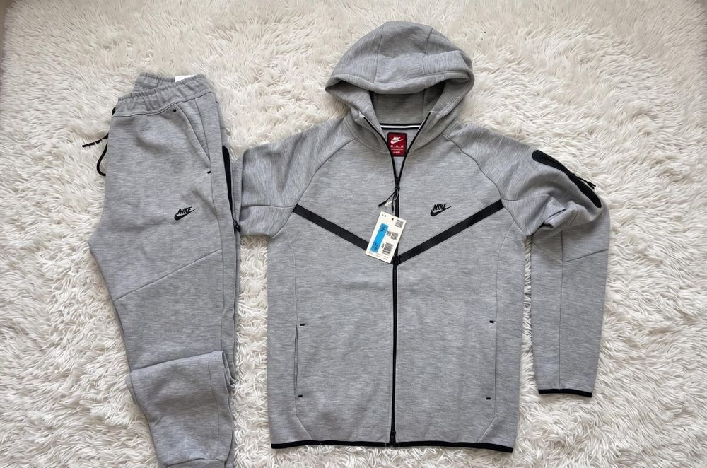 Nike Tech Fleece Gri - Set complet - Bumbac