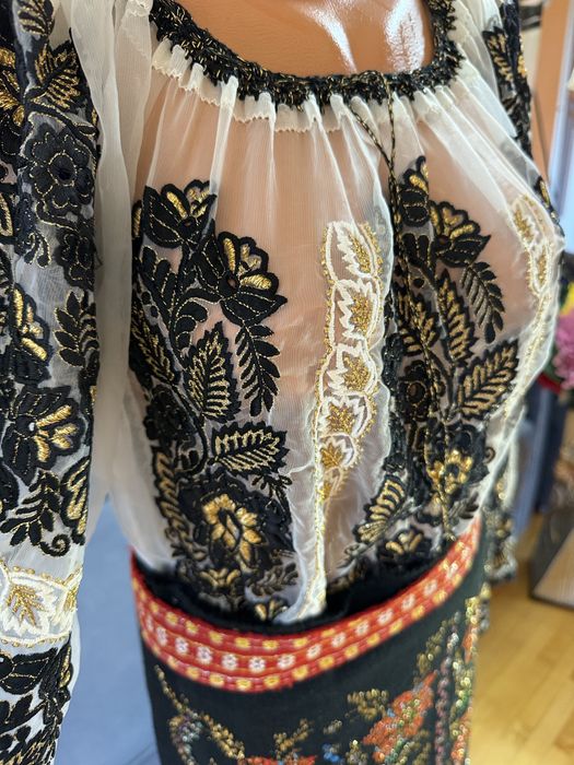 Costum popular vechi