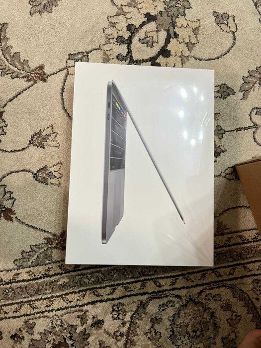 Macbook Pro 13 2019 Touch Bar