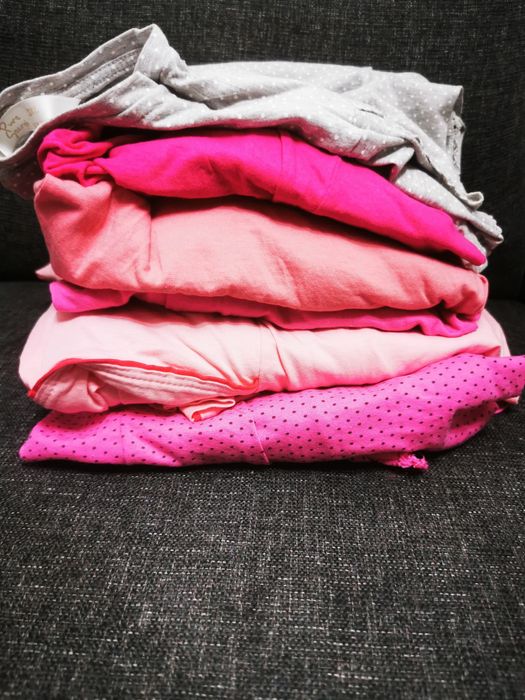 Vând cămăși alăptare/gravide XL 

Vând tot lotul cu 100 lei, sunt 4 că