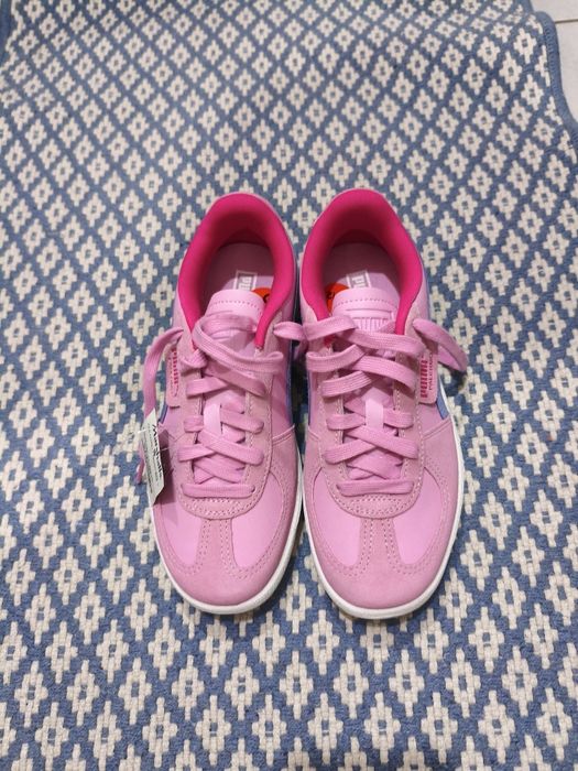 Продам новые кроссовки Puma