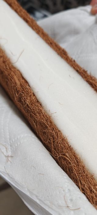 Vând pătuț copii rotund/oval