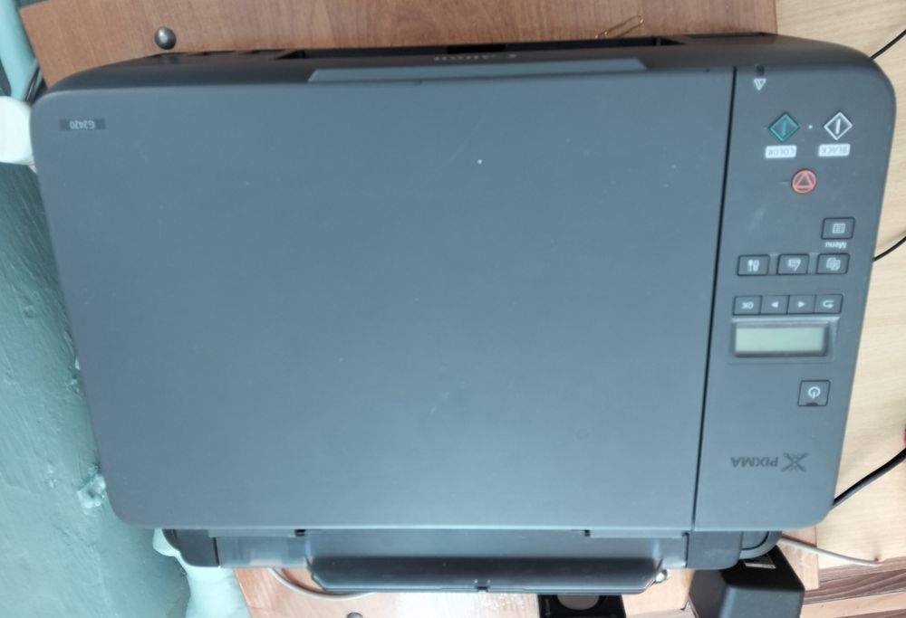 Срочно цветной принтер G2420