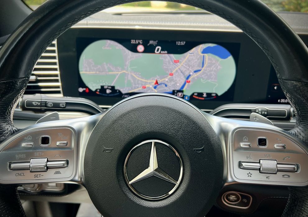 Mercedes Benz GLE 300d AMG Pack!