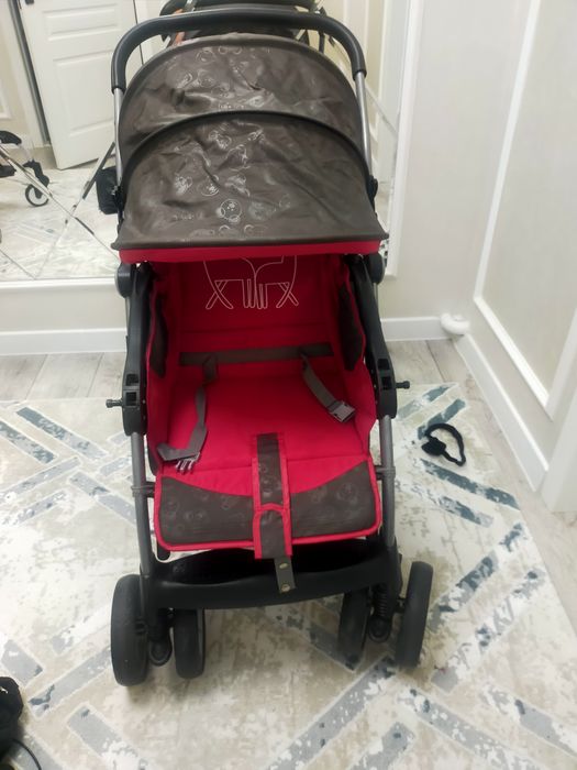 Детская удобная  коляска