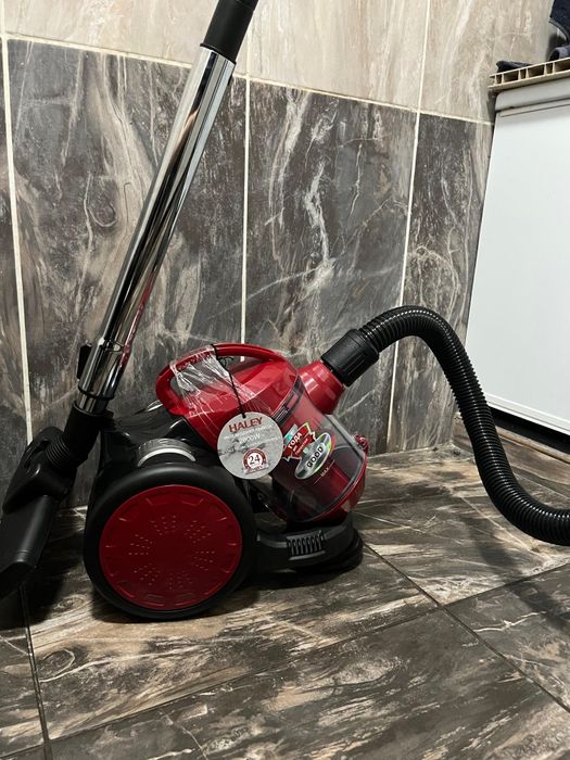 Продам новый пылесос