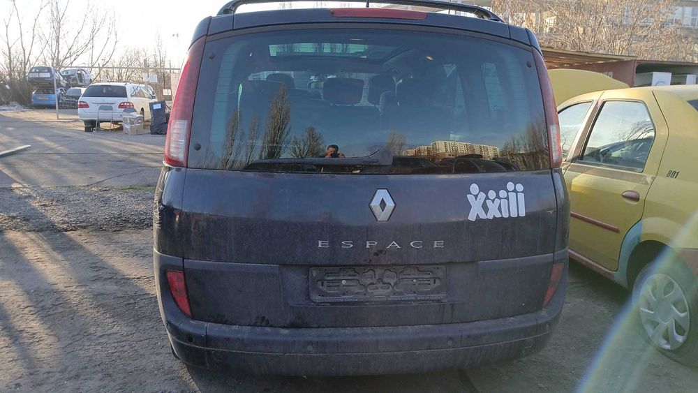 Dezmembrez Renault Espace Automat 2.0 Diesel Din 2010-M9R760