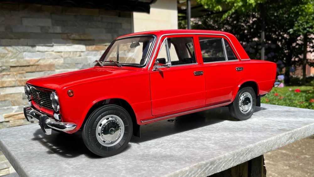 макет на ЖИГУЛИ 1:8 НОВА