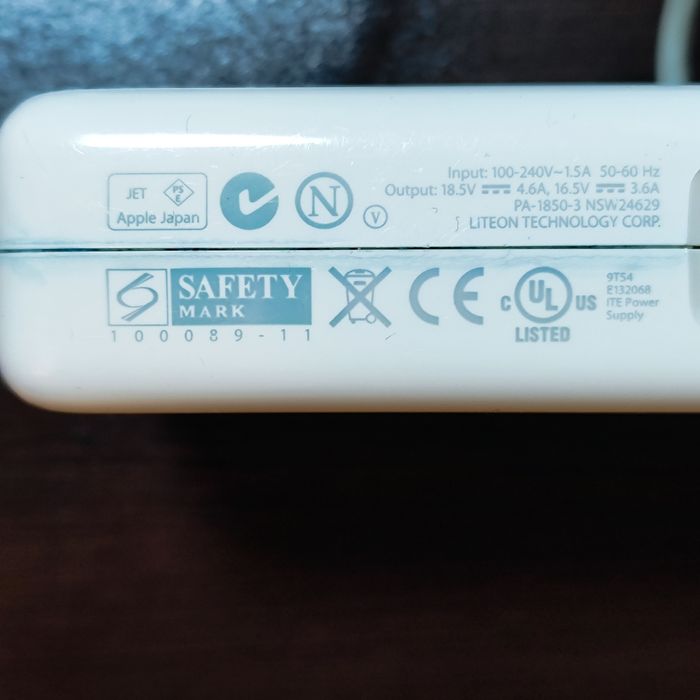 100% Оригинален Захранващ Адаптер Apple MagSafe 2 85W

Input: AC 100~2