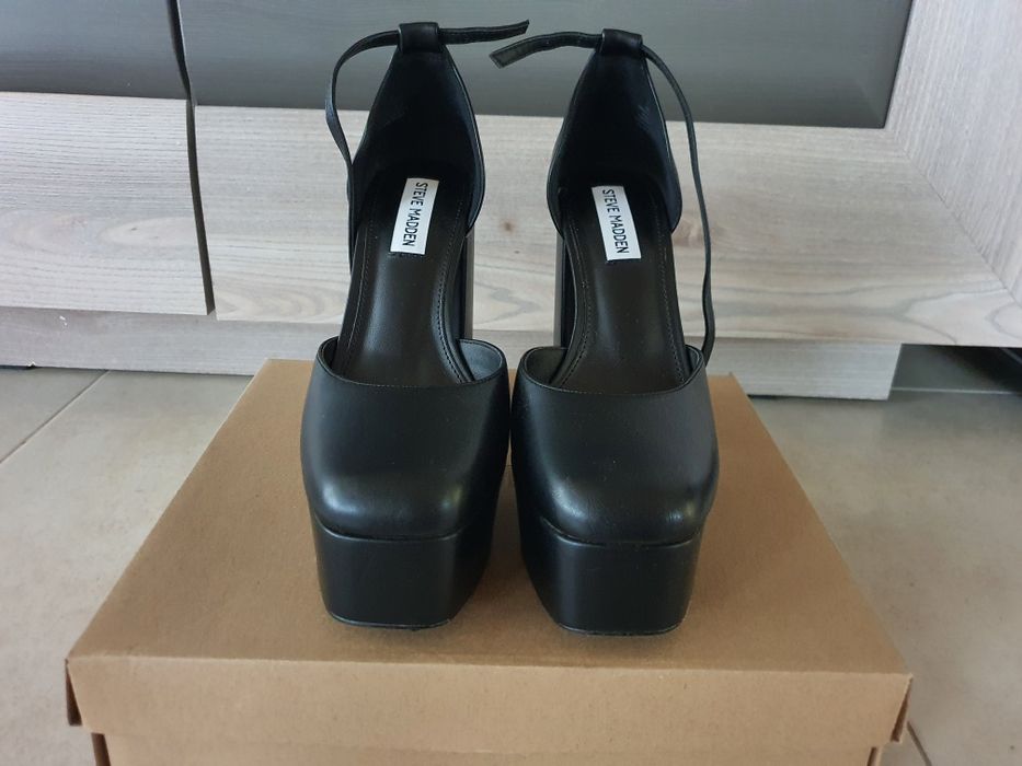 Обувки с дебел ток Steve Madden Tamy