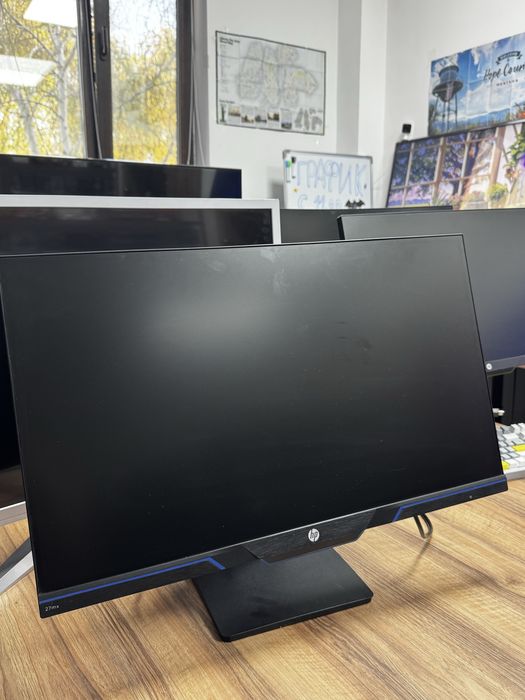 Монитор HP Full HD
