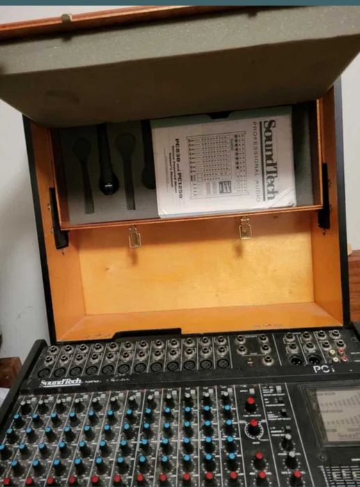 Mixer+Boxe+Microfon+Cabluri Baia Mare • OLX.ro
