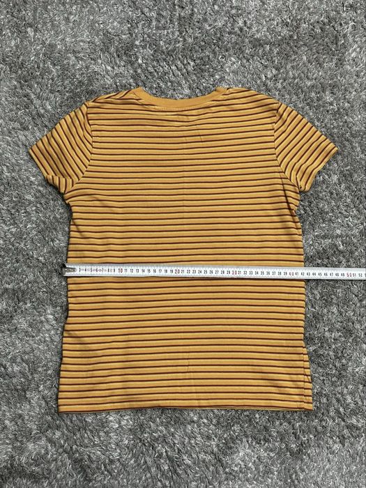Vand tricou LEVIS marime XS ca nou