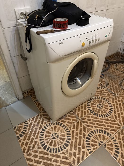 Продам стиральную машинку