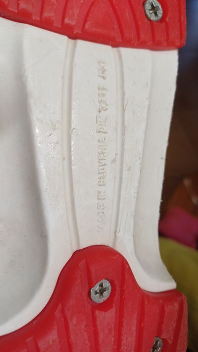 Clapari schi Atomic junior 35 1/2