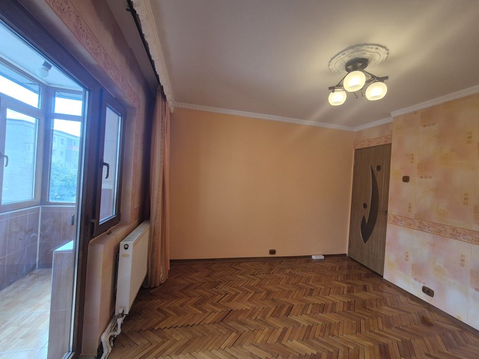 3 camere decomandat Calarasi