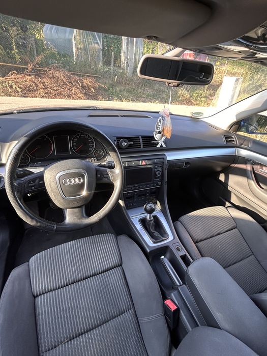 Audi a4b7 avant sau schimb