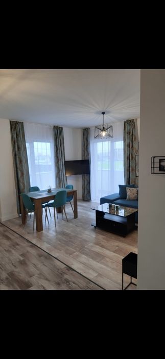 Inchiriez apartament Calea Moldovei cu parcare subterana
