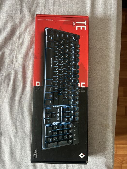 Продам клавиатуру