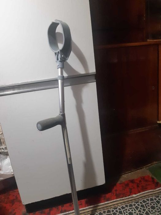 костиль  подмышечный