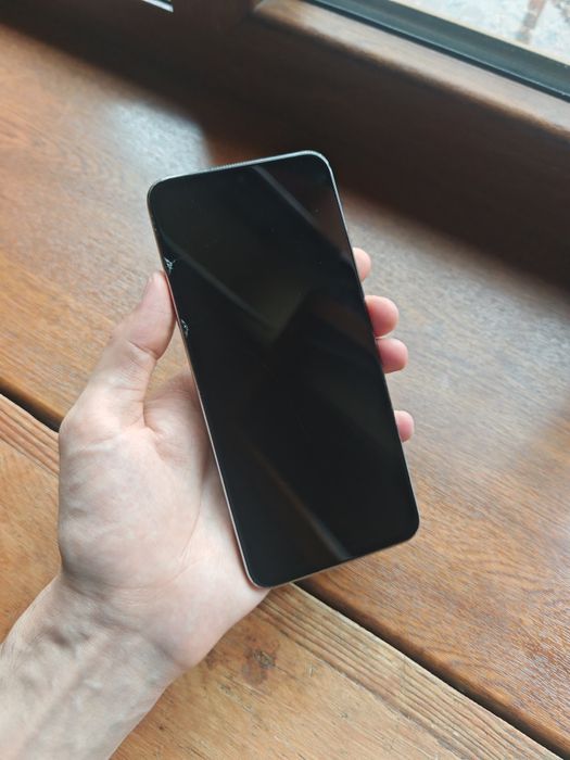 Honor x8 6/128gb sotiladi