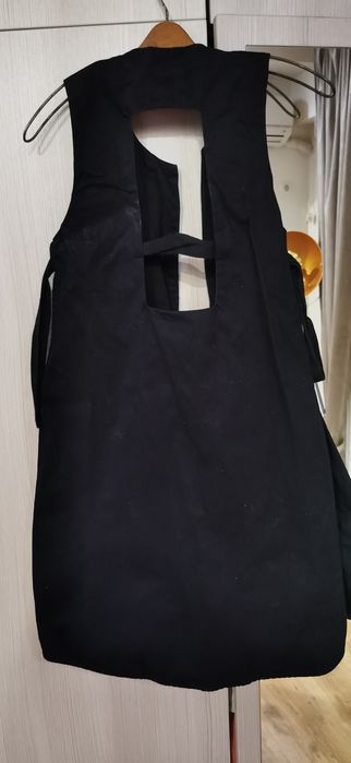 Елек на марката Negative