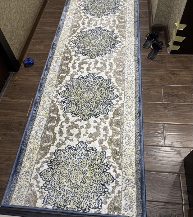 Срочно продам б/у ковер!