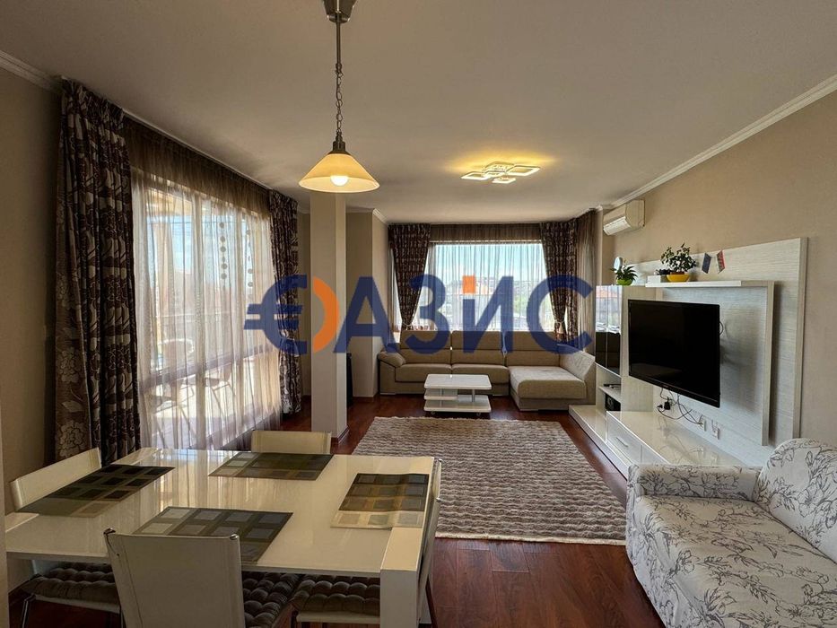 Продава се Тристаен апартамент в Свети Влас - 179 кв.м за 627 €/кв.м - Снимка #13