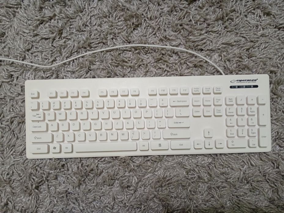 Tastatura cu dir in stare foarte buna