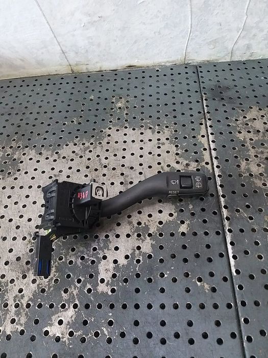 Maneta stergator parbriz audi a3 8p 8p0953519a
