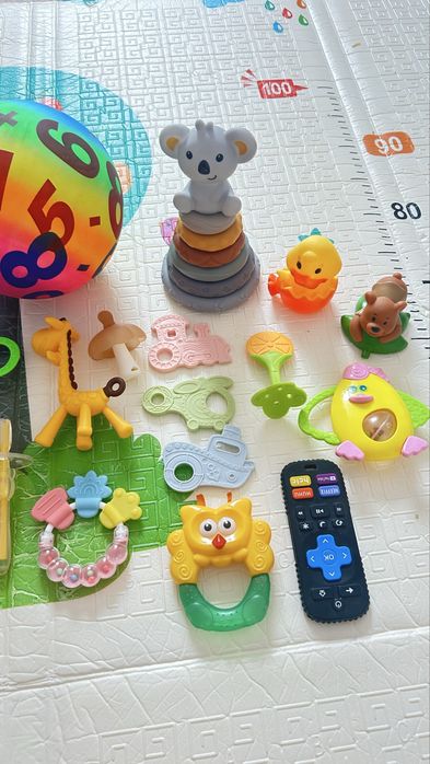 Игрушки для маленьких