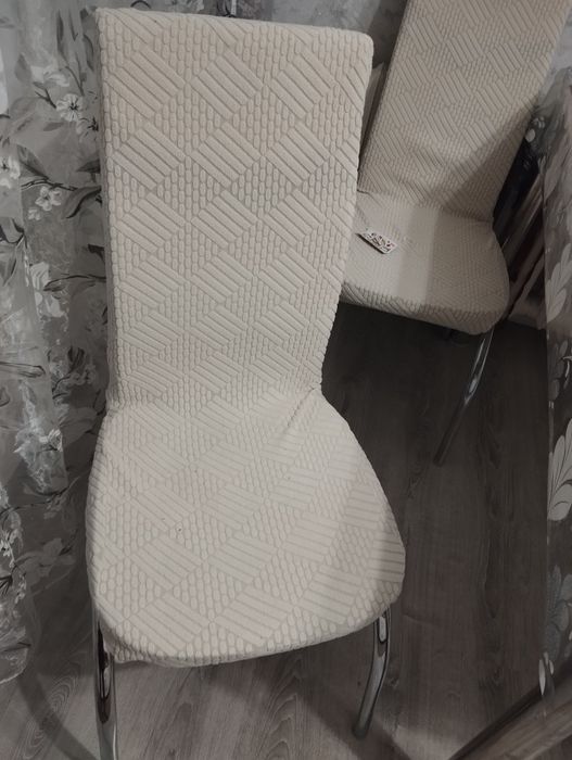 Продам стол со стульями