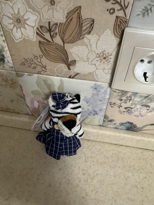 Брелок мягкий тигренок