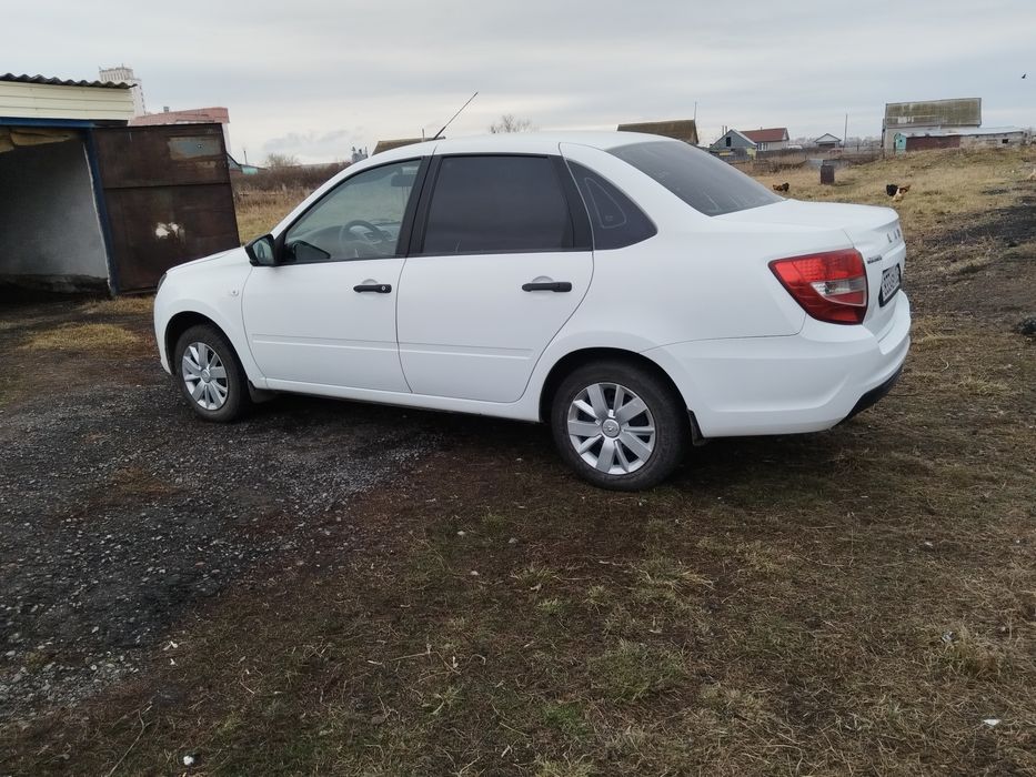 Продам гранта фл на холу торг имеется