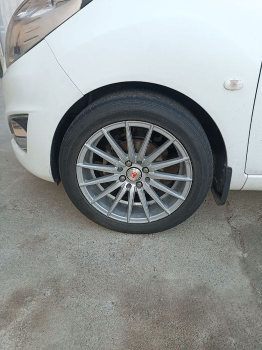 Vossen Diska Sotiladi 205 50 R16 Holati yaxshi