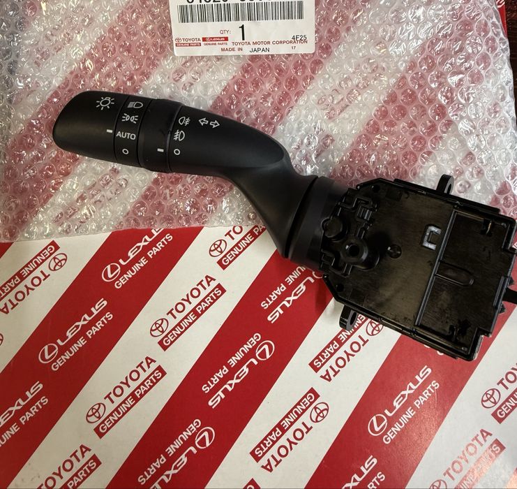 Набор ниппелей в хроме Тойота - Лексус оригинал