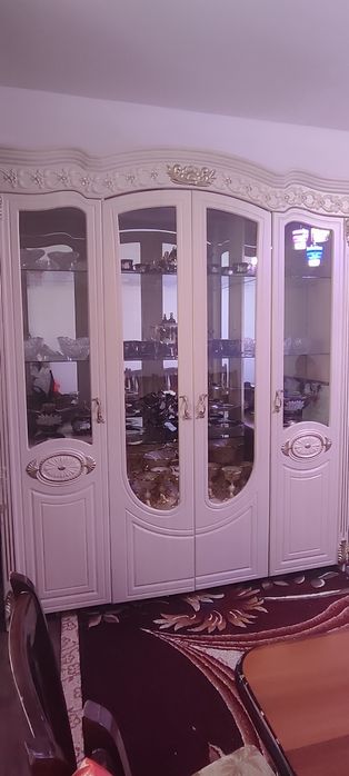 Stenka xuddi shu rasimdagidek srochna sotiladi