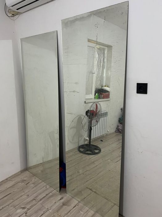 Зеркало продается