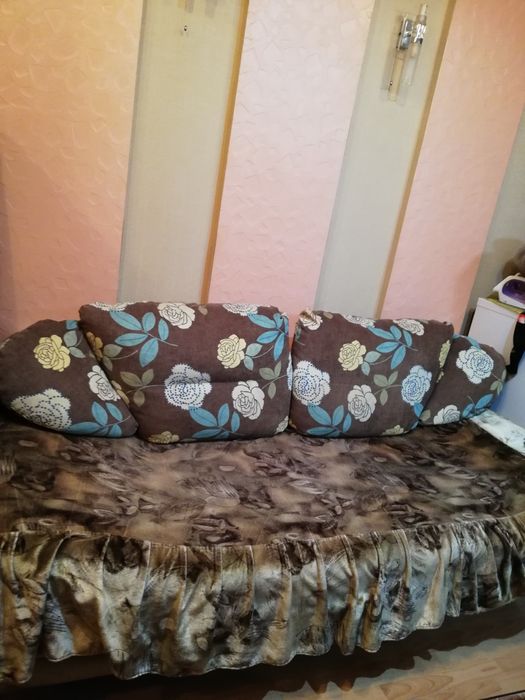 Продаю диван немецкого производства