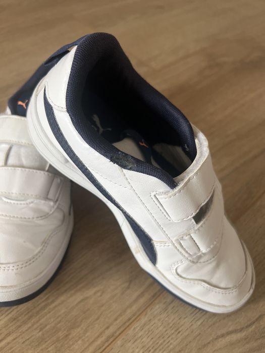 Adidasi puma marimea 35