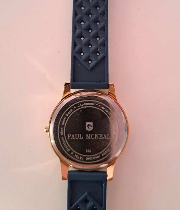 Кварцов часовник Paul Mcneal