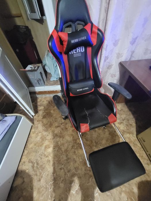 Кресло игровое компьютерное