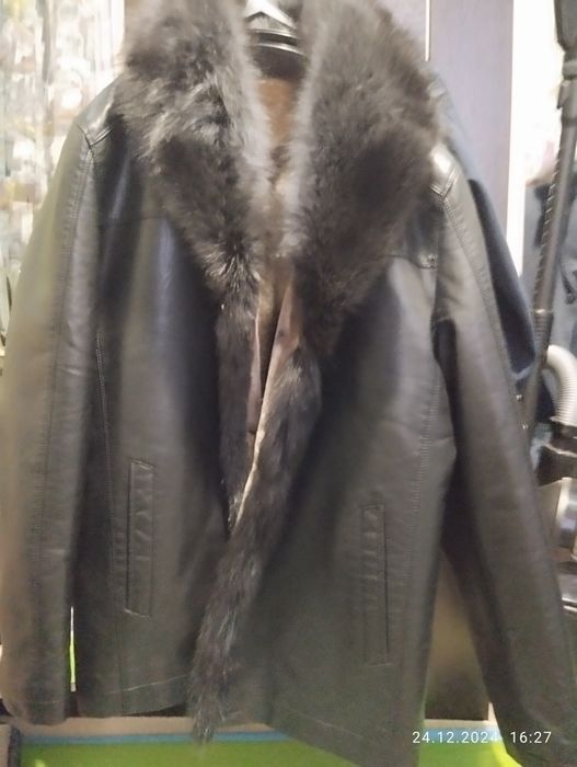 Продам мужскую дубленку